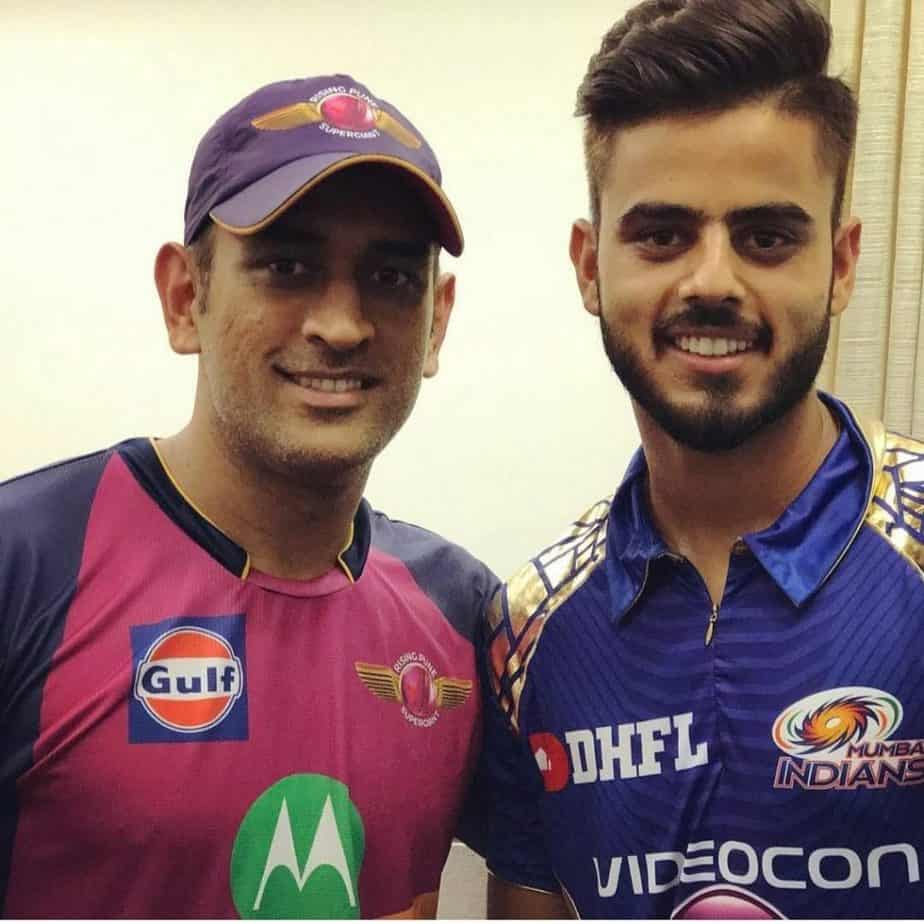 Nitish Rana with MS Dhoni