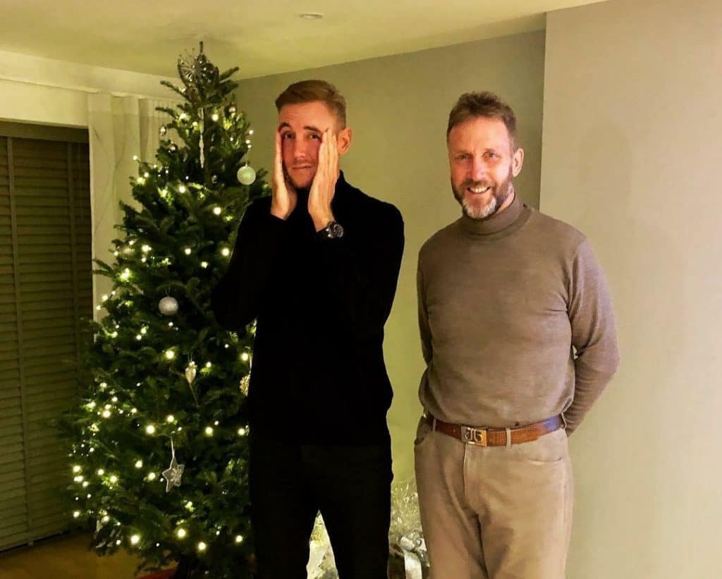 Stuart Broad with his Father