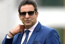 “I wish to meet your parents” – Wasim Akram hits out at a fan for making inappropriate comments on his wife on social media post